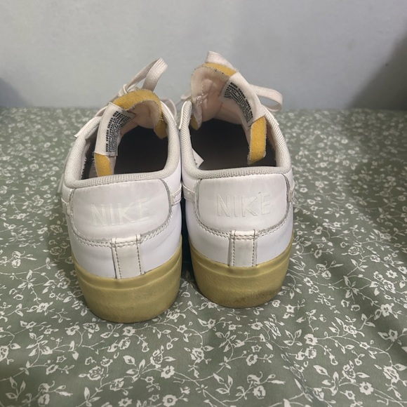 Nike Blazer Low Platform White/Lemon Wash size 7 - Picture 4 of 7